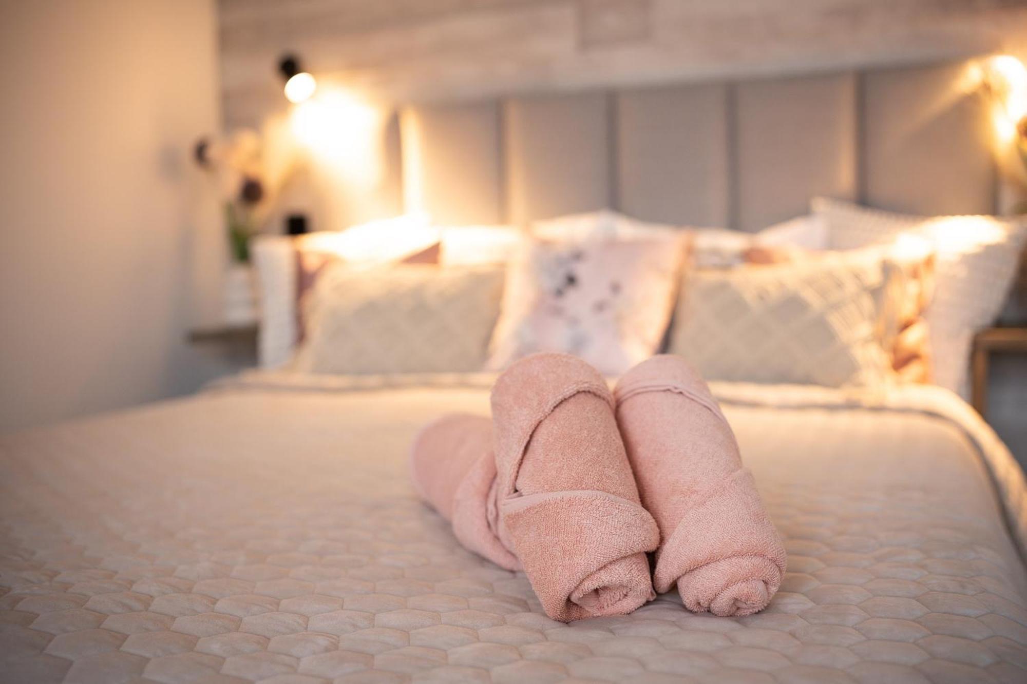 Green Garden & Private Parking Apartments With Playground Riga Eksteriør bilde