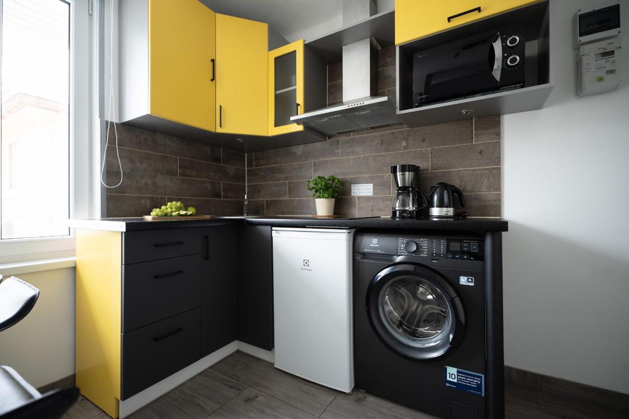 Green Garden & Private Parking Apartments With Playground Riga Eksteriør bilde
